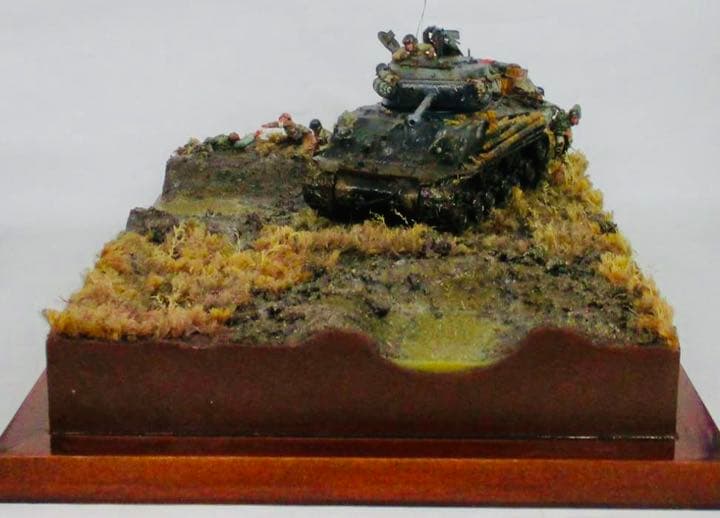 戦車　1945  ゲルマン ジオラマ　映画 FURY 進撃 シーン　完成品