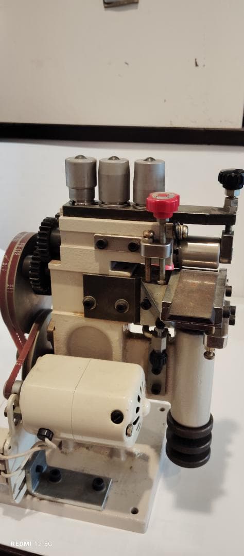 八神庵 　　　　　　　　　　 革漉き機　クラフト社ラクーニⅡ