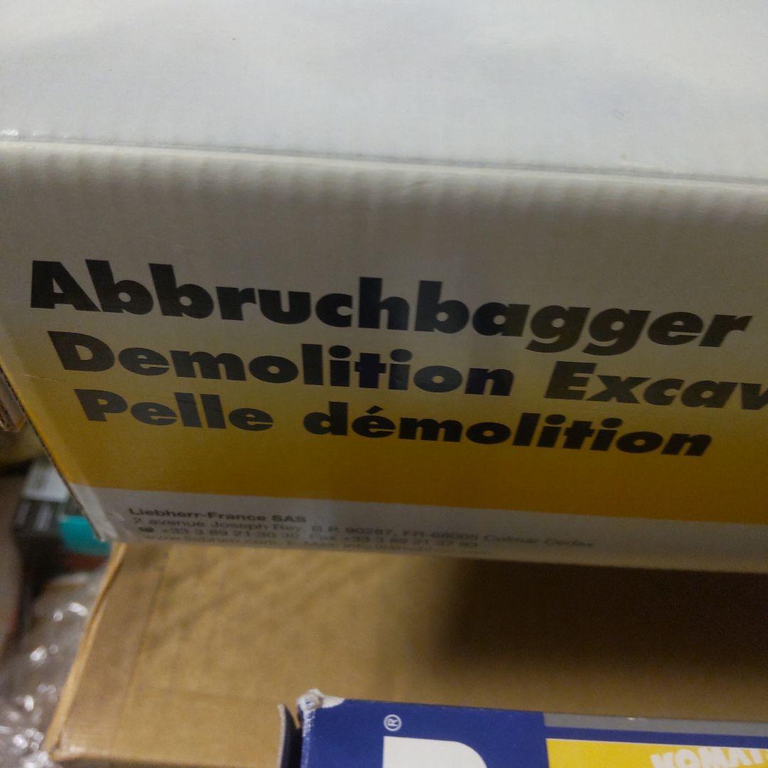 Liebherr R 960 デモリッションエクスカベーター 1:50