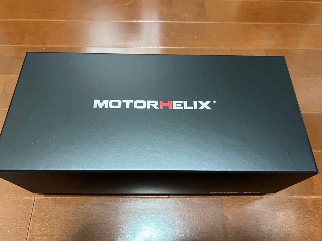 MOTORHELIX 1/18 ナルドグレー　Audi RS6 Avant