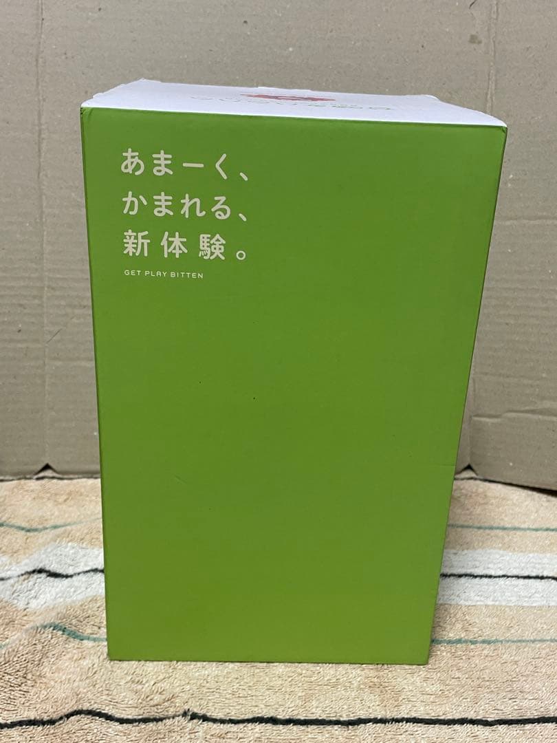 大阪・関西万博　甘噛みハムハム　ミャクミャク