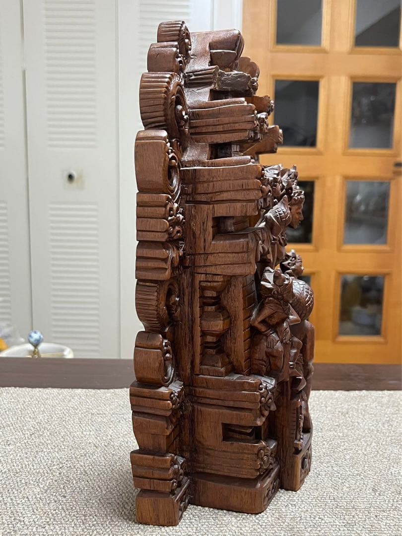 バリ インドネシア 神々木彫置物 オブジェ東洋彫刻 細密彫刻 民族 工芸品