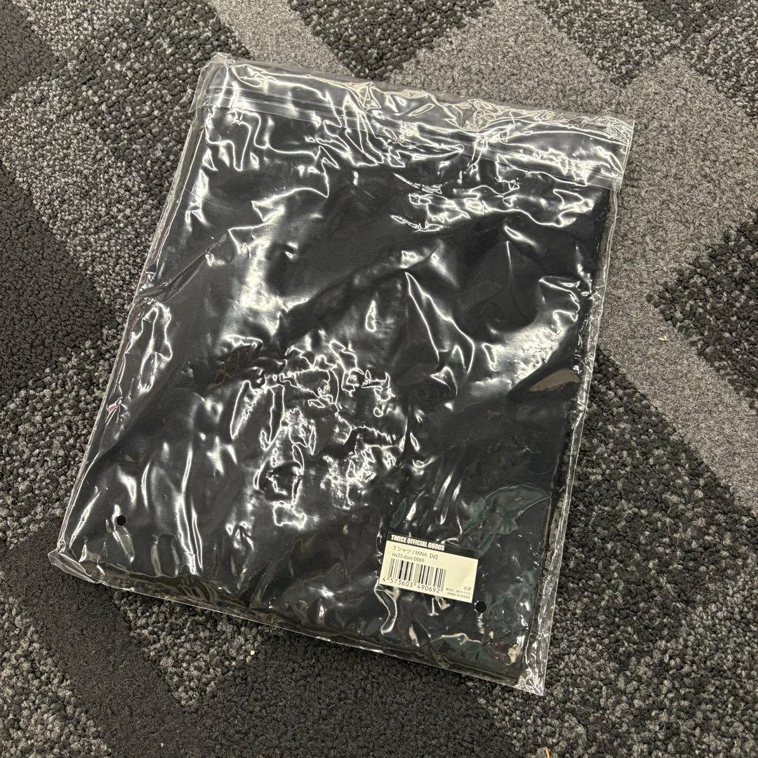 TWICE ミナ MINA BIG Tシャツ Mサイズ 公式 グッズ
