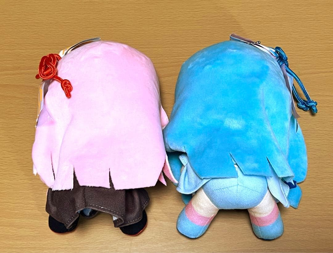 琴葉茜 琴葉葵 おすわりぬいぐるみ