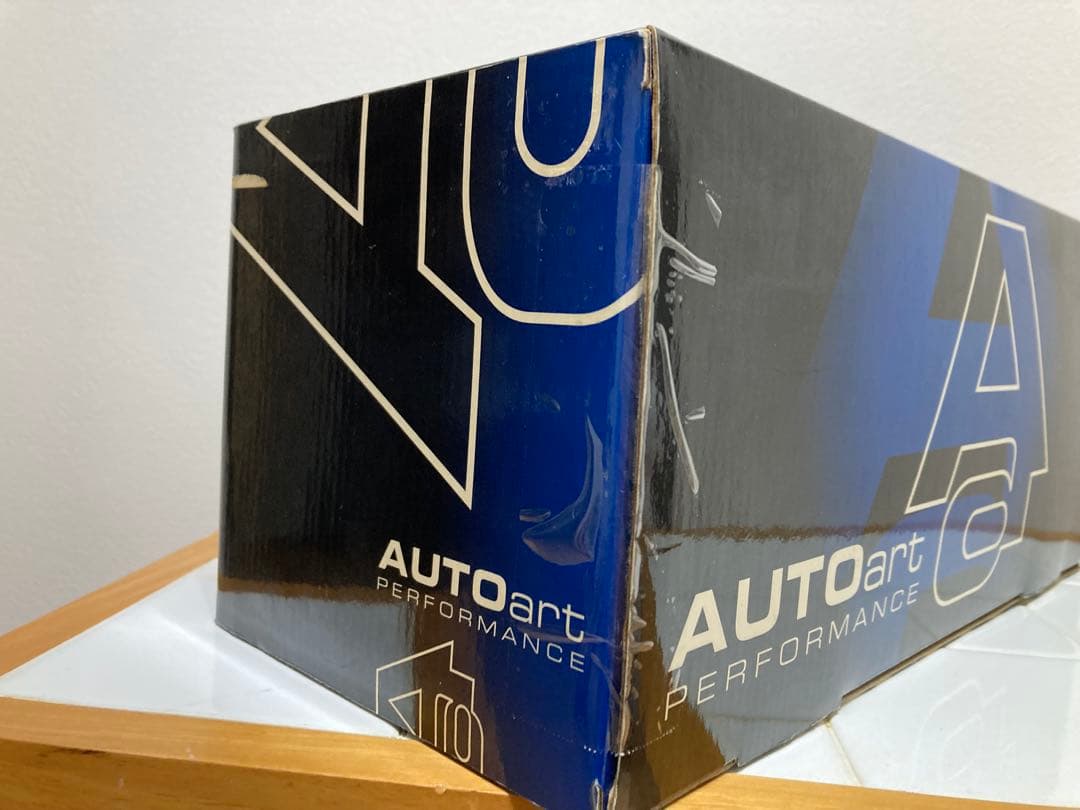 オートアート　1/18 ランボルギーニ　ディアブロ