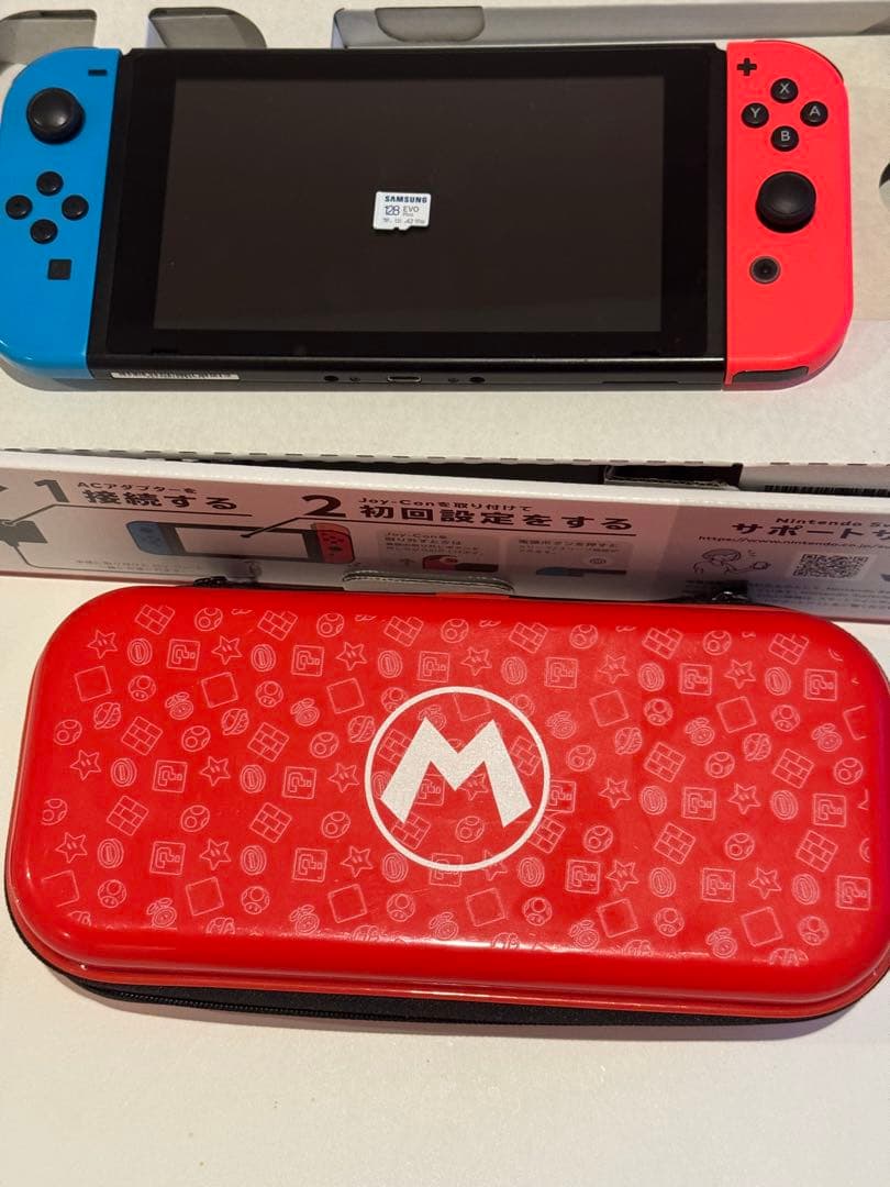 SDカードとケース付き！ Nintendo Switch 本体と付属品全部揃い