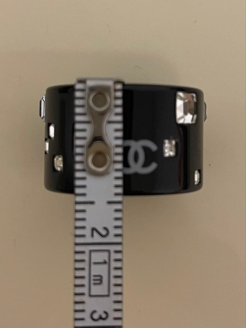 【もにょくろ】CHANEL ブラック リング クリスタル装飾　15号