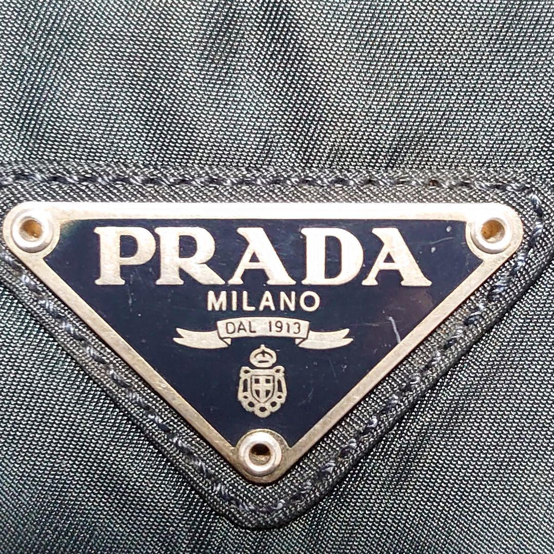 PRADA　ナイロン　ハンドバッグ　3角ロゴ 3層式　台形　グリーン系