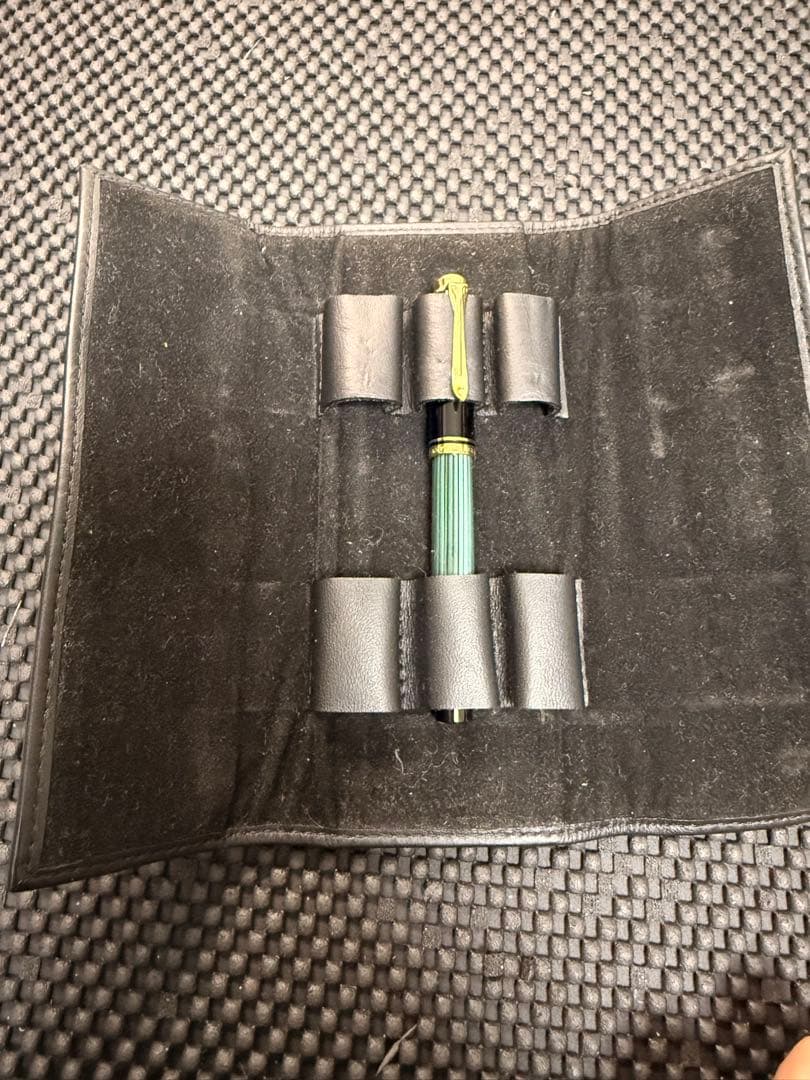 【即日発送】ペリカンM300、ケース、インク、箱付き