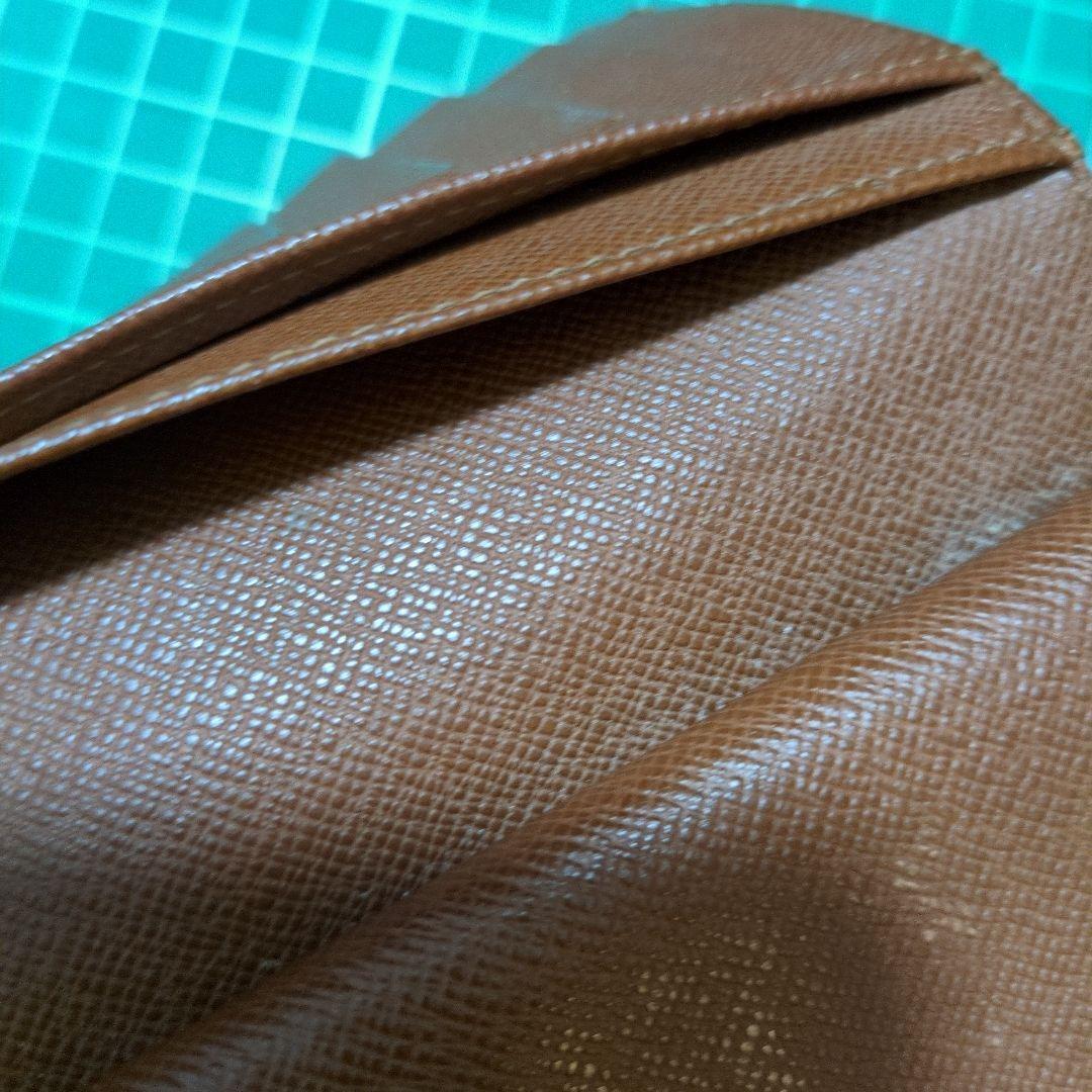 ルイ・ヴィトン　モノグラム　財布　2つ折り