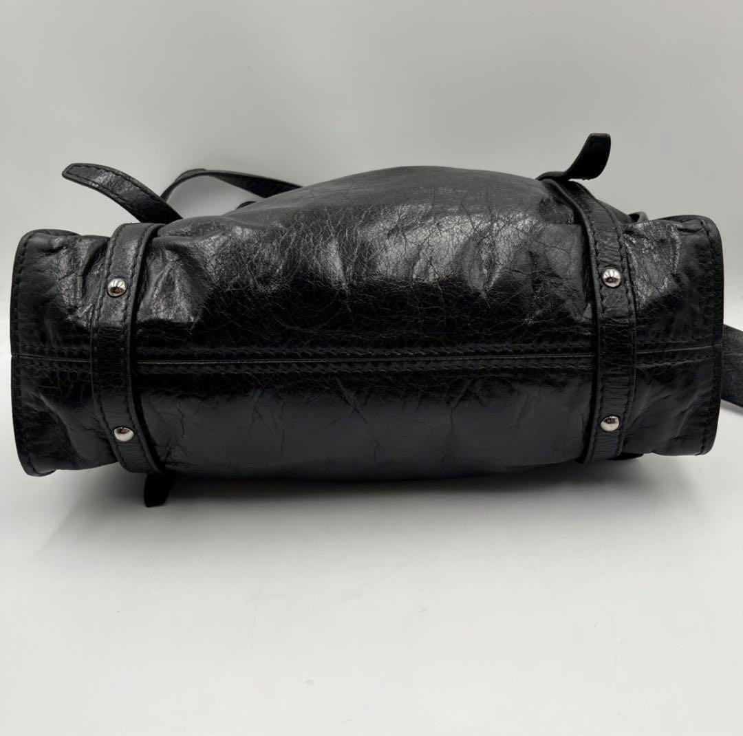 miumiu レザーショルダーバッグ