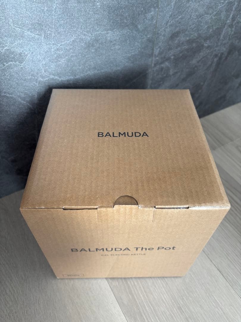 【未開封.フィルムあり】バルミューダ　ケトル