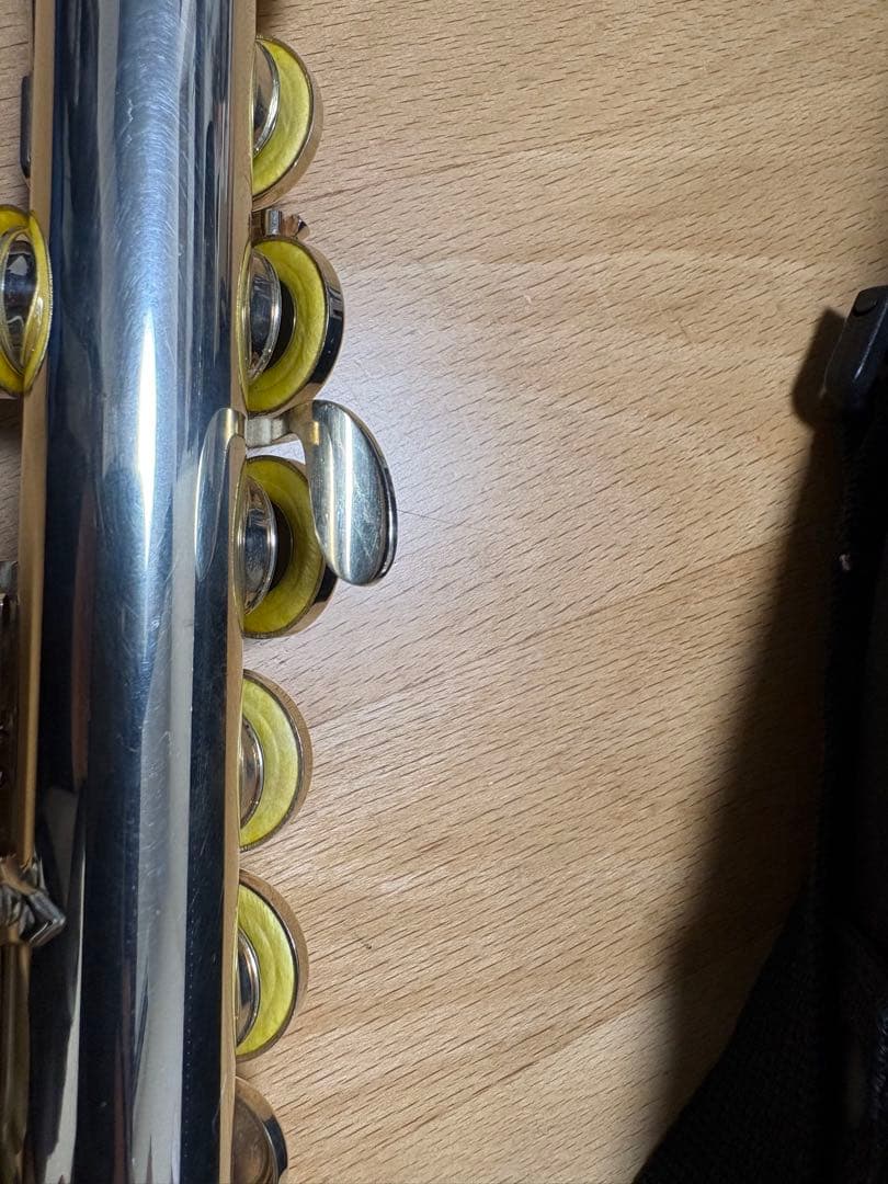 YAMAHA ヤマハ フルートYFL211S 中古