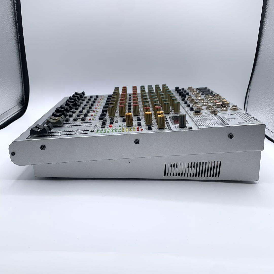 ベリンガー　EURORACK UB1622FX-PRO ミキサー