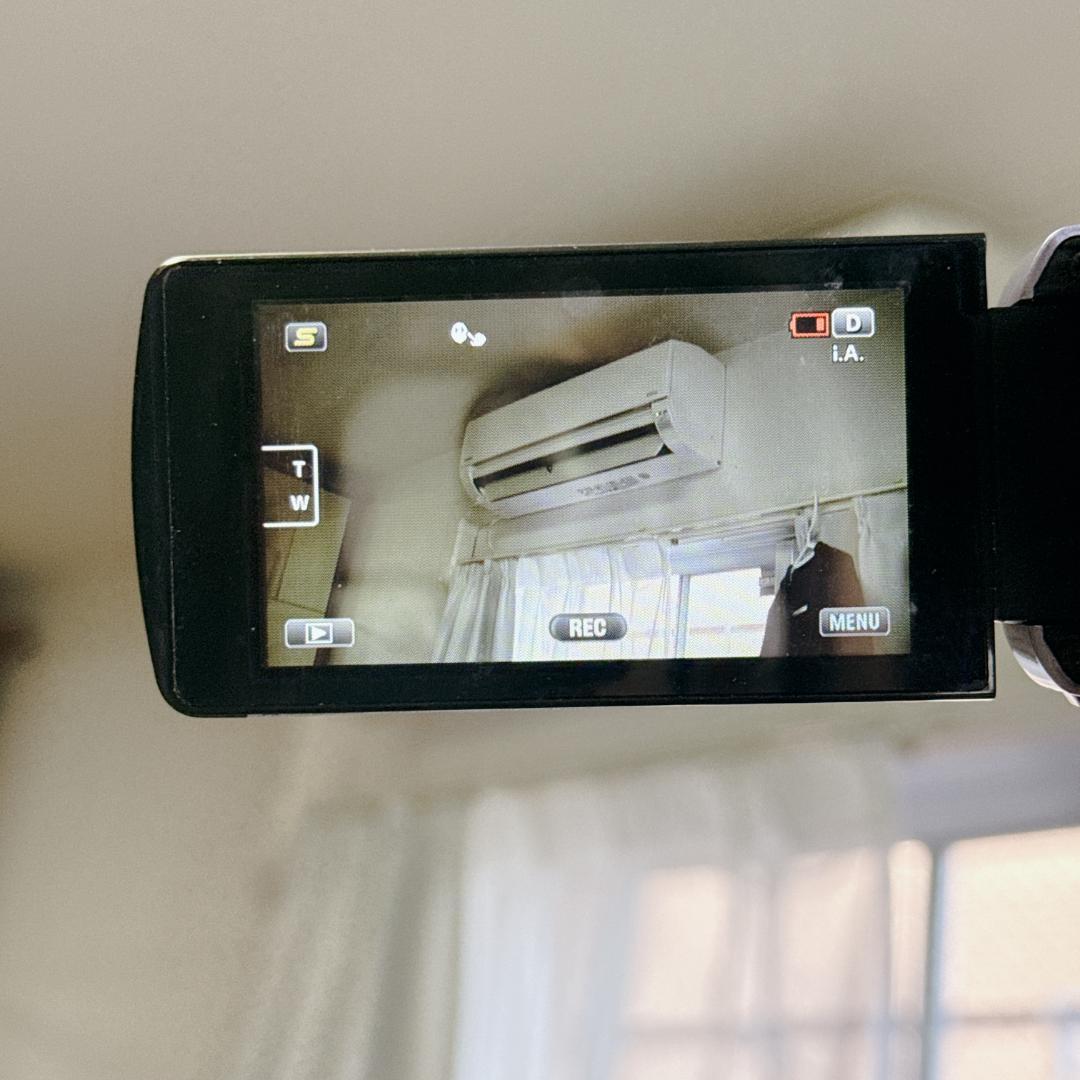 【良品】JVC Everio GZ-HM33-V フルHDデジタルビデオカメラ