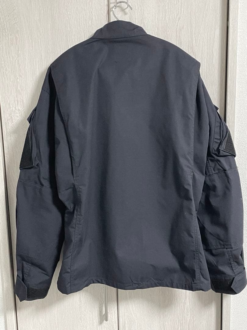 sullen tokyo 90´s SHORT JACKET