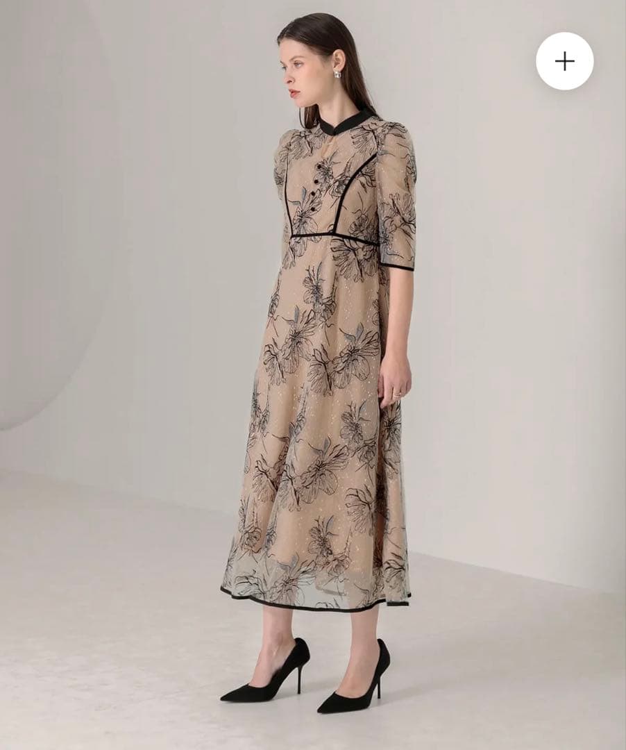 leja パイピングハイネック花柄ラメレースワンピースドレス ベージュ　S