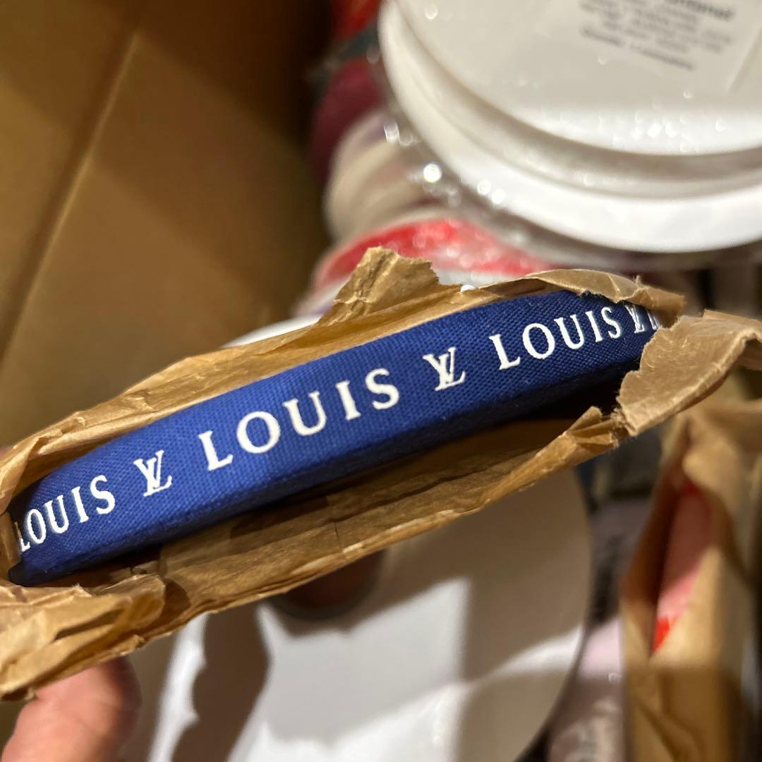 正規品　ルイヴィトン 200周年限定　ラッピング　リボン　50メートル 正規品 ルイヴィトン 200周年限定 ラッピング リボン 50メートル LOUIS