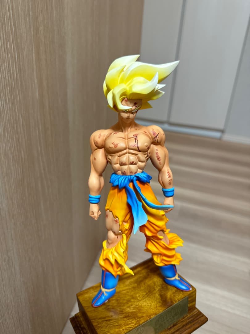 スーパーサイヤ人孫悟空　ガレージキット　フルリペイント
