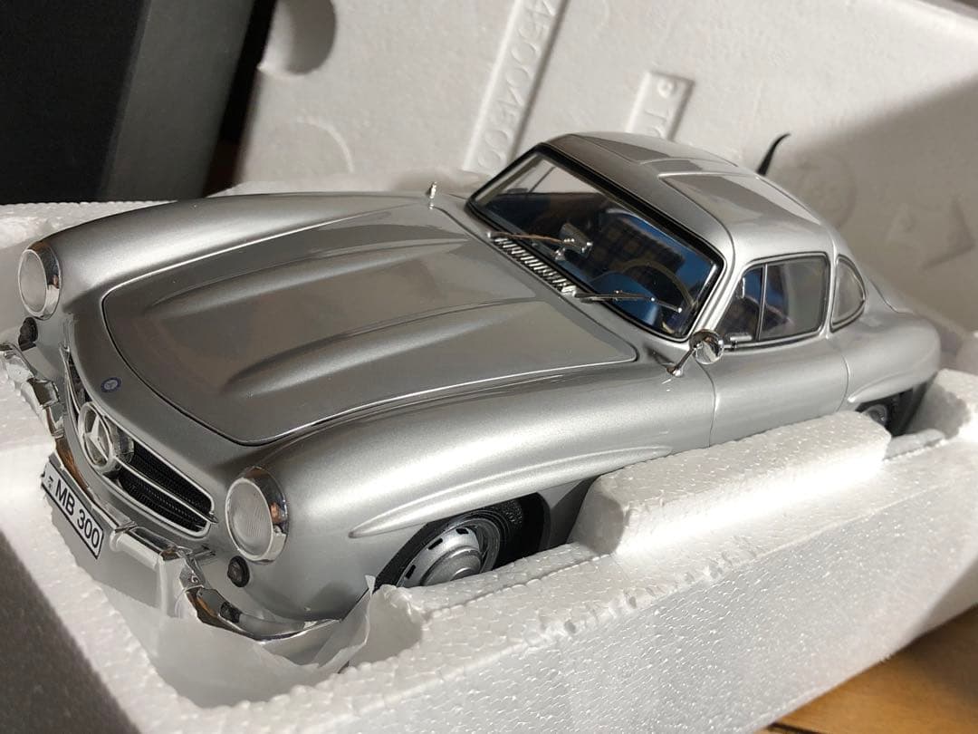 最終値下げ Schuco 1/18 メルセデス ベンツ 300SL Coupe