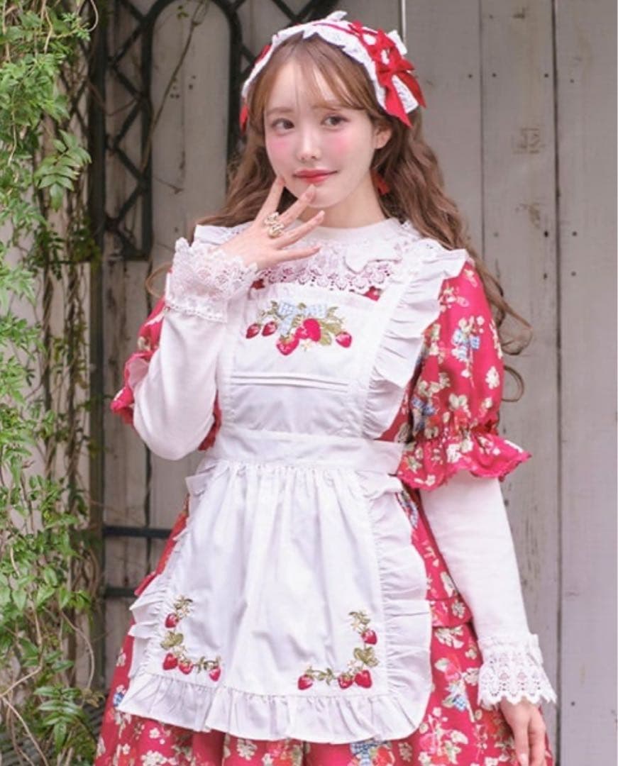 S*様 axes femme kawaiiクラシックベリー刺繍エプロン クラシックベリー刺繍エプロン | kawaii | axes femme online shop