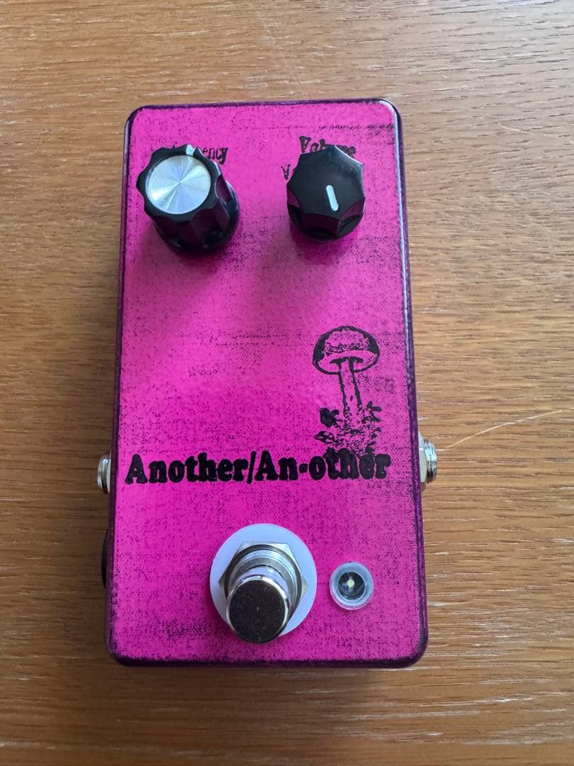 Another/An-other ギターエフェクター ピンク 楽器・機材