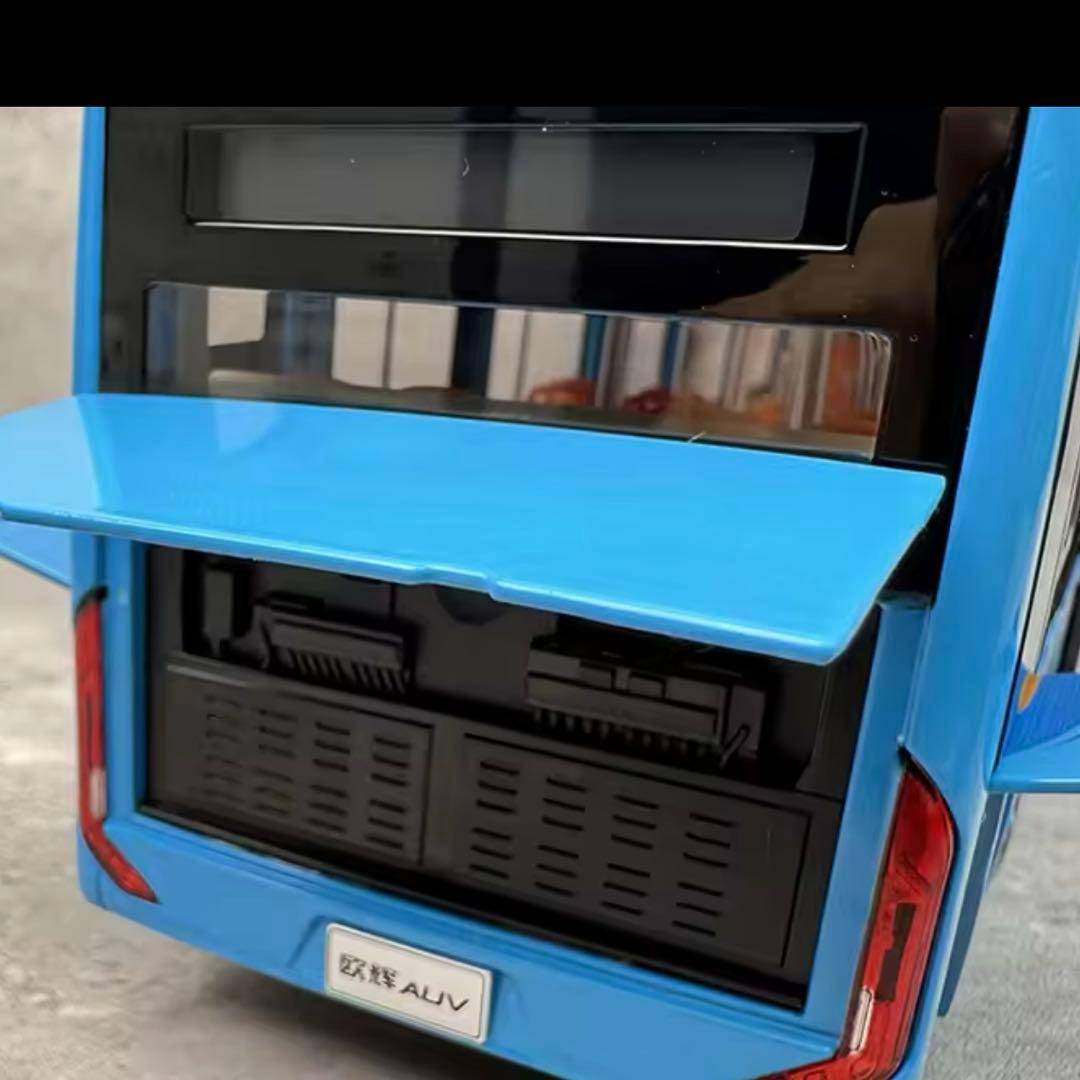 翔平FOTON 1:36 スケールモデルミニバス