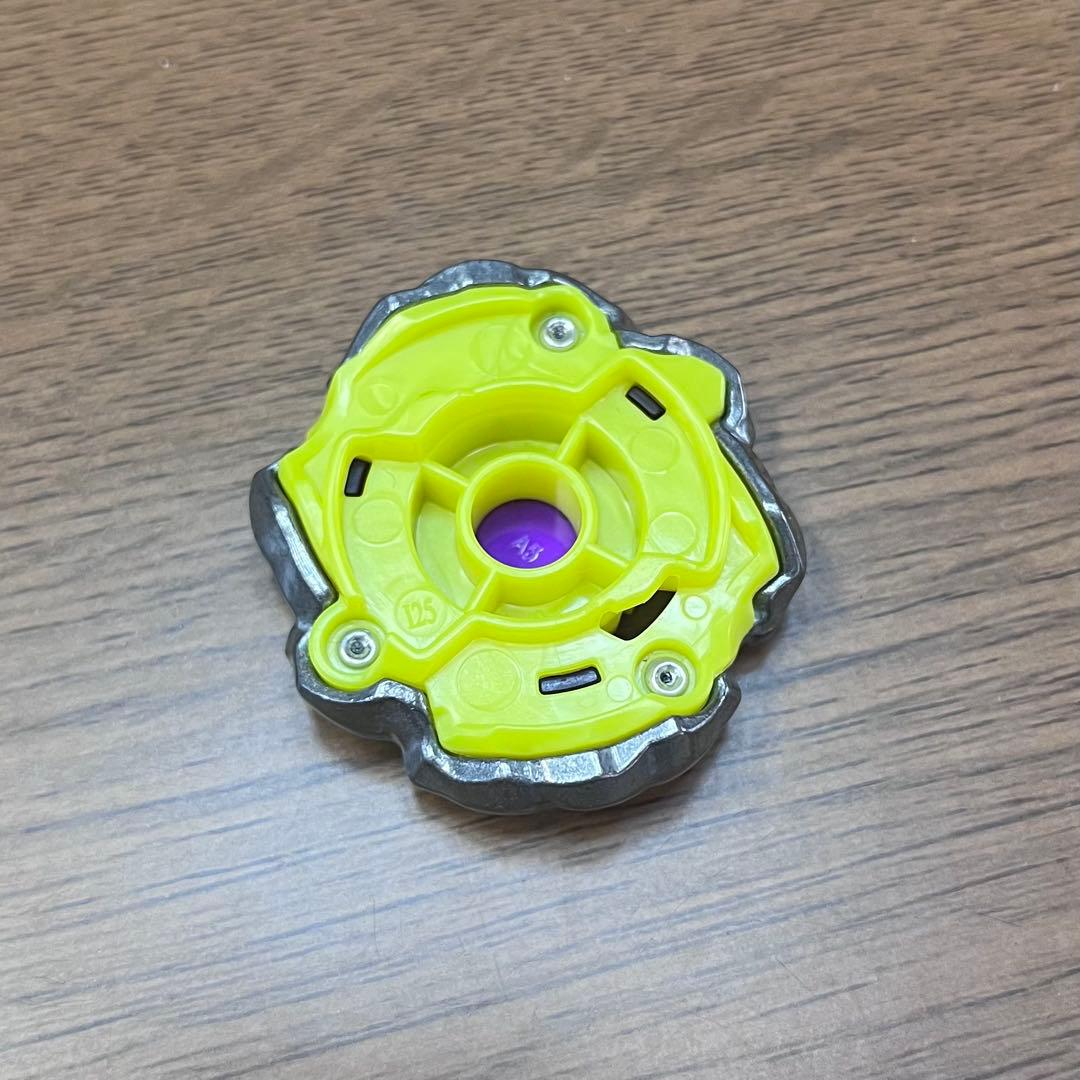 限定新品】オロチクラスタ6-60LF ベイブレードX た5 - メルカリ