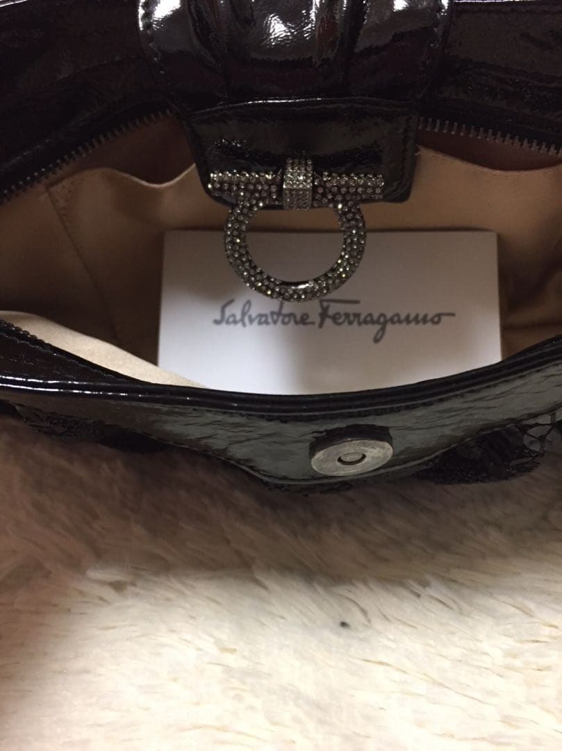 フェラガモ パーティーバッグ