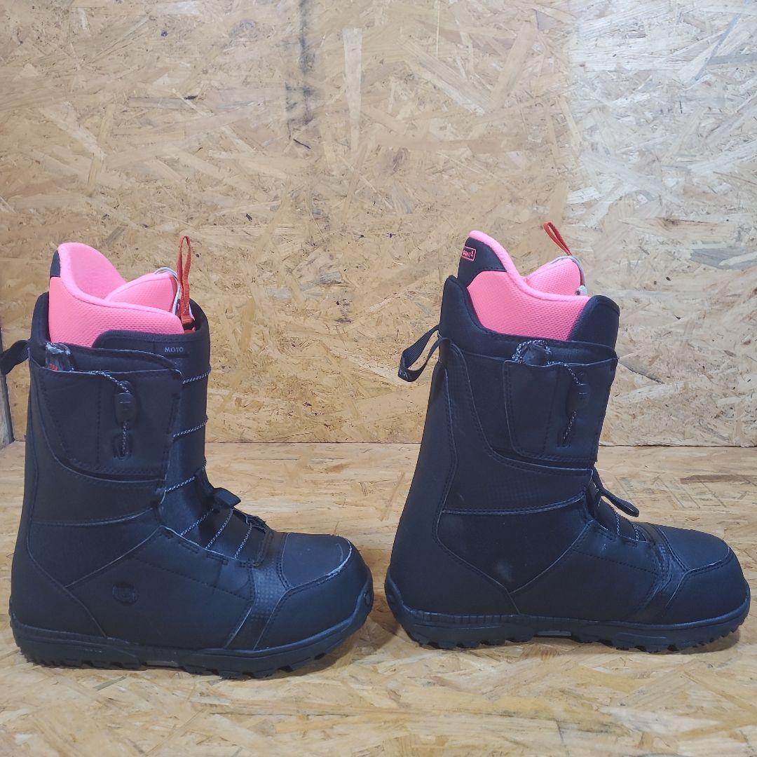 美品　BURTON　バートン 　スノーボードブーツ　 26023