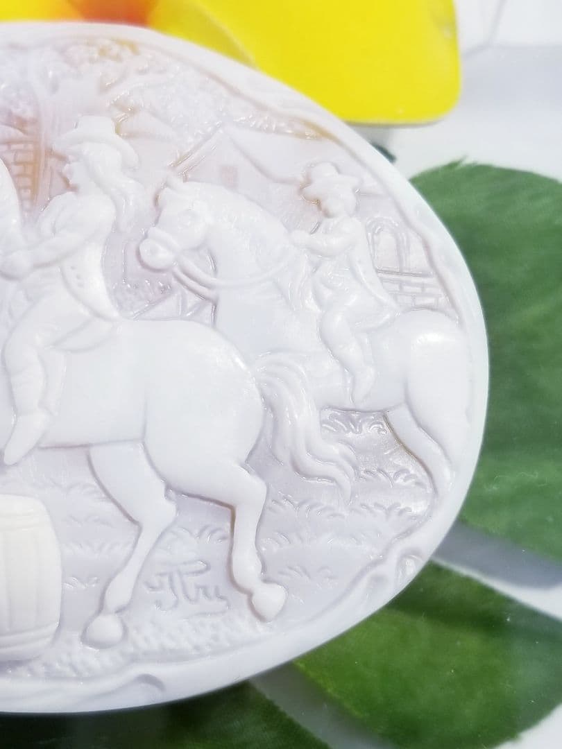 KS-981【フェルディナンド・イトリ】作　天然シェルカメオルース