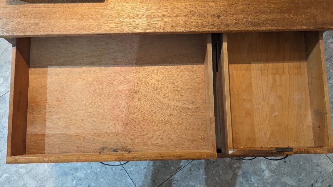 昭和レトロ】木製机 デスク 引き出し付き アンティーク 古道具 5引き出し