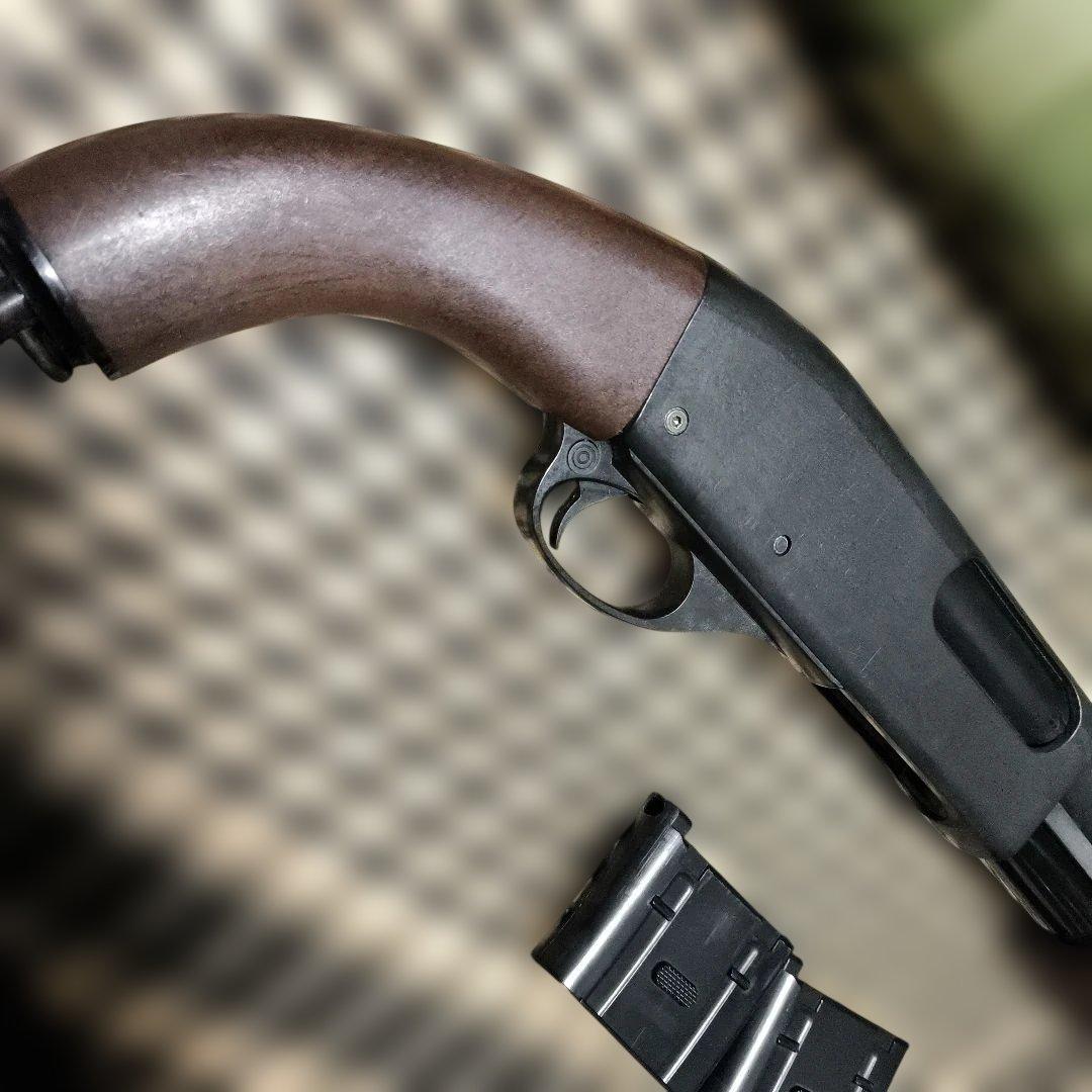 1 マルゼン製　CA870　エアーコッキングショットガン　サイレンサーホルスター