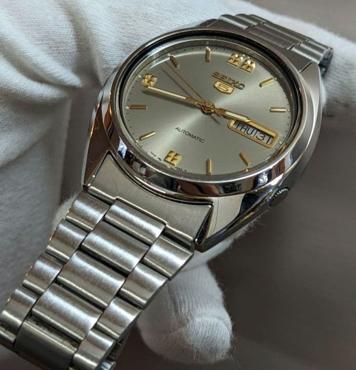 稀少 デッドストック SEIKO 5 1980年製稼働品