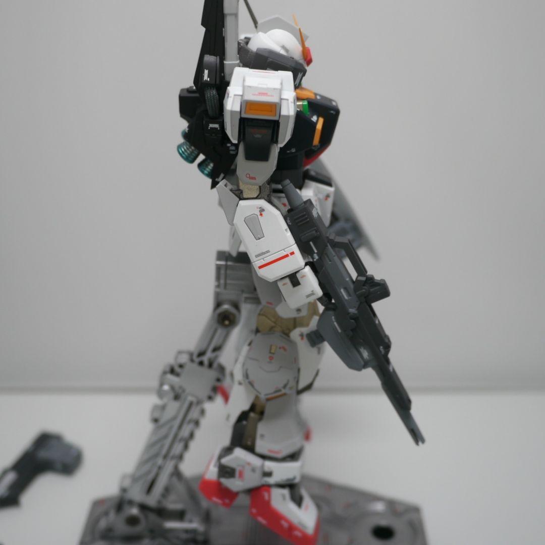 バンダイ RG ガンダムマークIIエゥーゴ仕様 塗装 完成品 ガンプラ