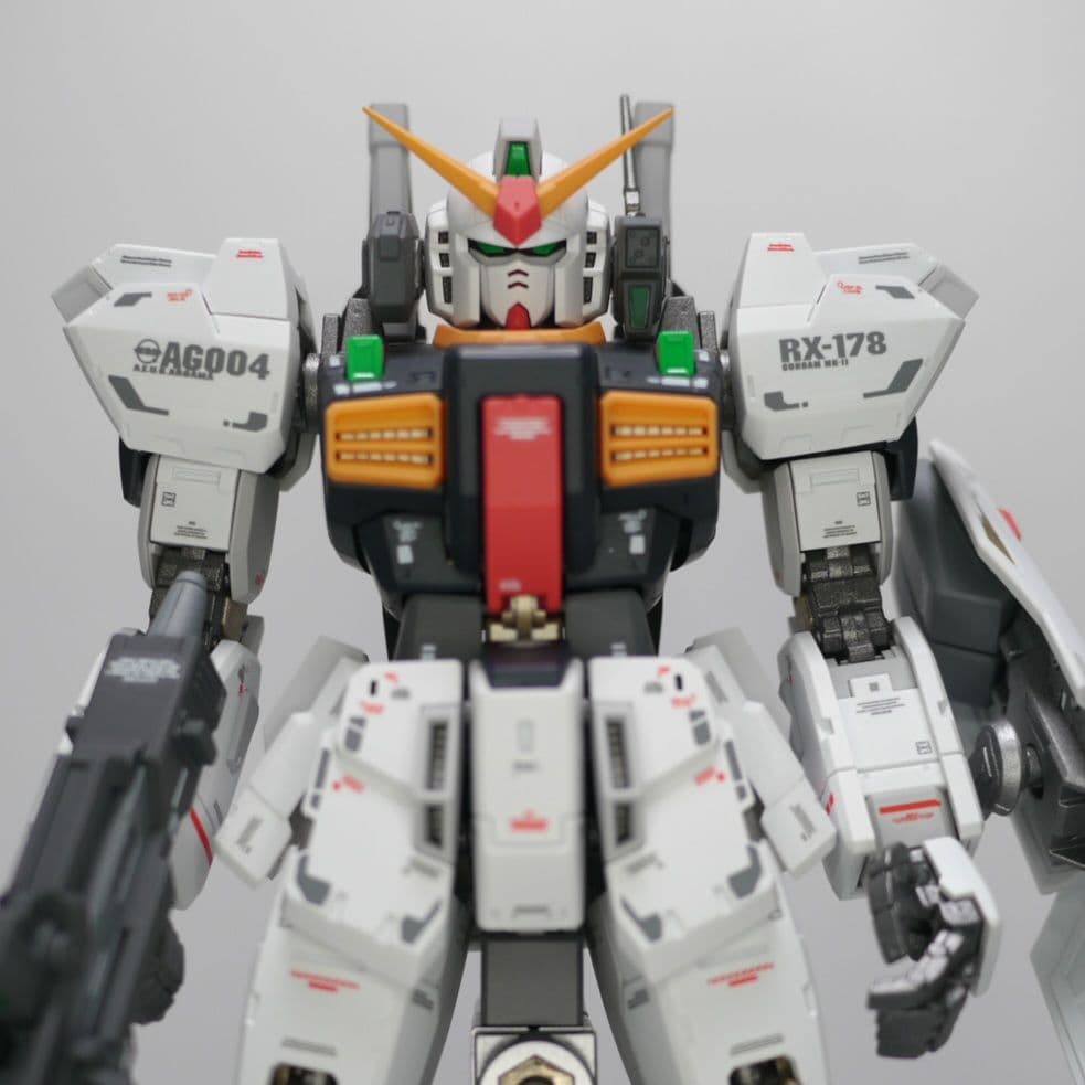 バンダイ RG ガンダムマークIIエゥーゴ仕様 塗装 完成品 ガンプラ