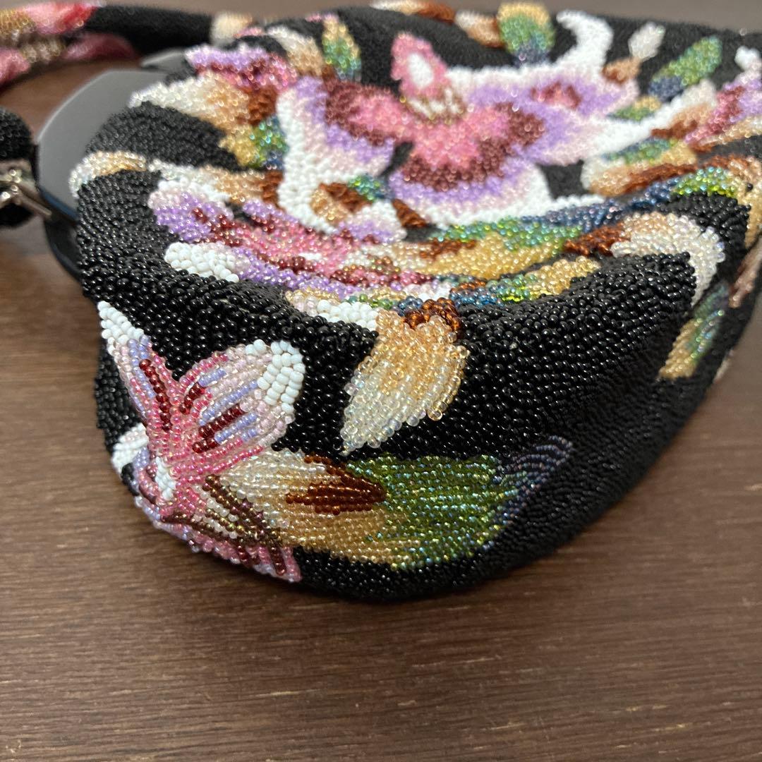 花柄　ビーズハンドバッグ　和装　着物　昭和レトロ　ビーズバッグ　がま口