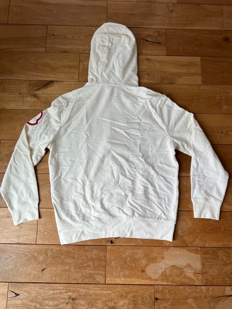 春！　モンクレール　フーディパーカー　白　XL ホワイト