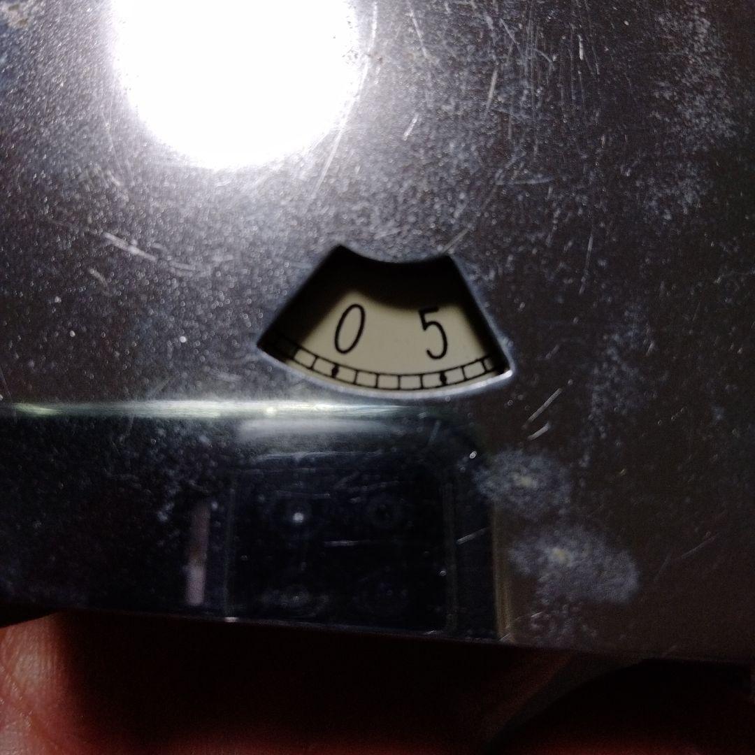 ゼンマイ式デジタル置時計