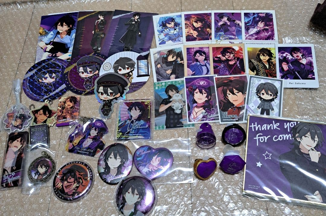 UNDEAD キャラクターグッズ まとめ売り あんスタ UNDEAD グッズ 71点 まとめ売り 現状】 あんさんぶる