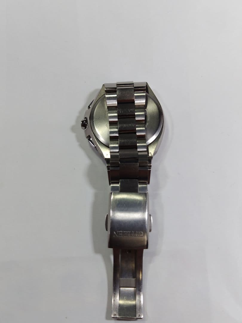 シチズン　アテッサ　エコドライブ　クロノグラフ　電波時計　軽量スーパーチタン