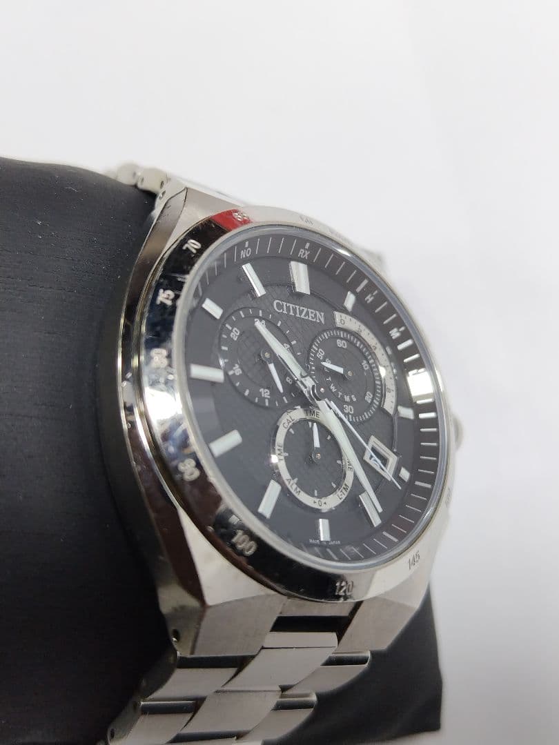 シチズン　アテッサ　エコドライブ　クロノグラフ　電波時計　軽量スーパーチタン