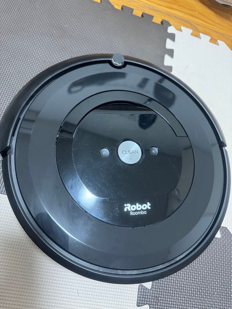 Irobot roomba e5 本体と 充電スタンド付き