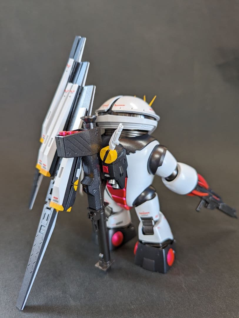 ＨＧ νアッガイ （νガンダム＋アッガイ改修作品）