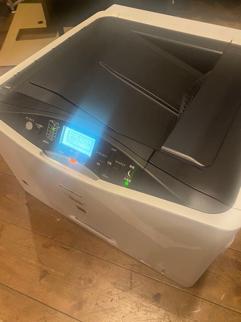 レーザープリンター　LBP842C キャノン　　通電ok 複合機　プリンター キヤノン レーザービームプリンター Satera LBP842C