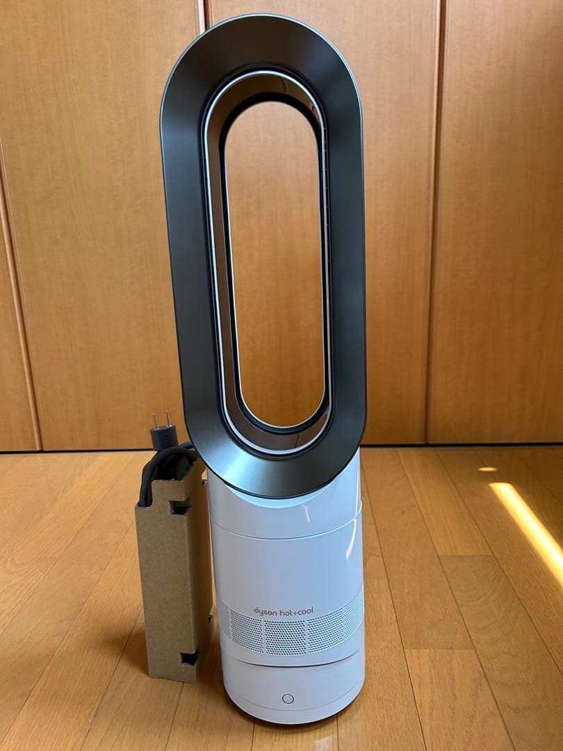 ダイソン Dyson Hot＋Cool ファンヒーター AM09 2024年製造