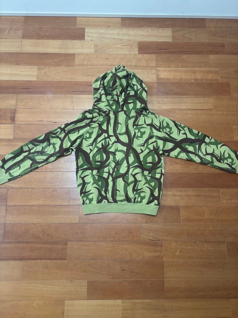 B*K様 「最安値」apeトライバルカモ　パーカー