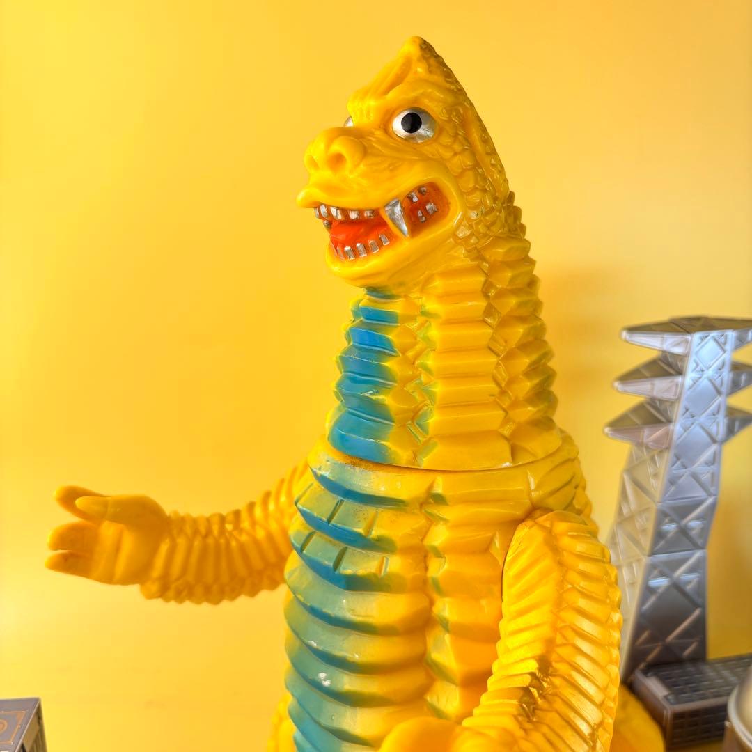 ブルマァク ジャイアント レッドキングマ ルサン 東京タワー付き