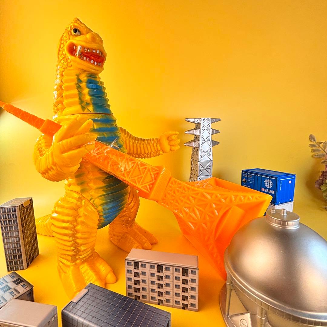 ブルマァク ジャイアント レッドキングマ ルサン 東京タワー付き