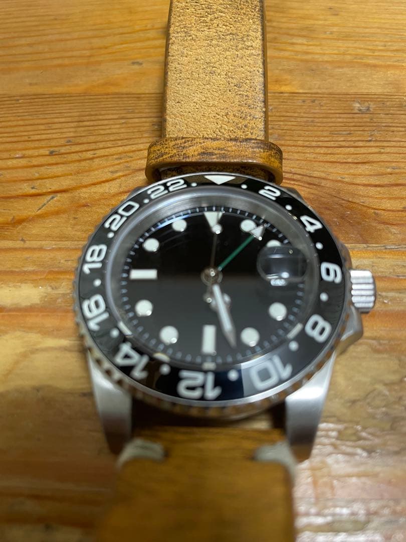 GMTマスタータイプ　自動巻き　ロゴ無し　ダイバー